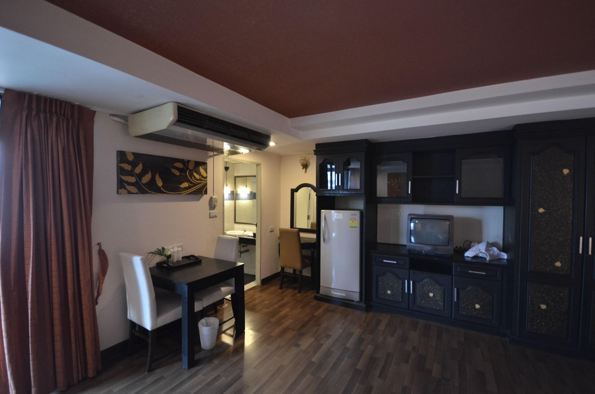 בנגקוק The Heritage Sathorn Suite Hotel מראה חיצוני תמונה