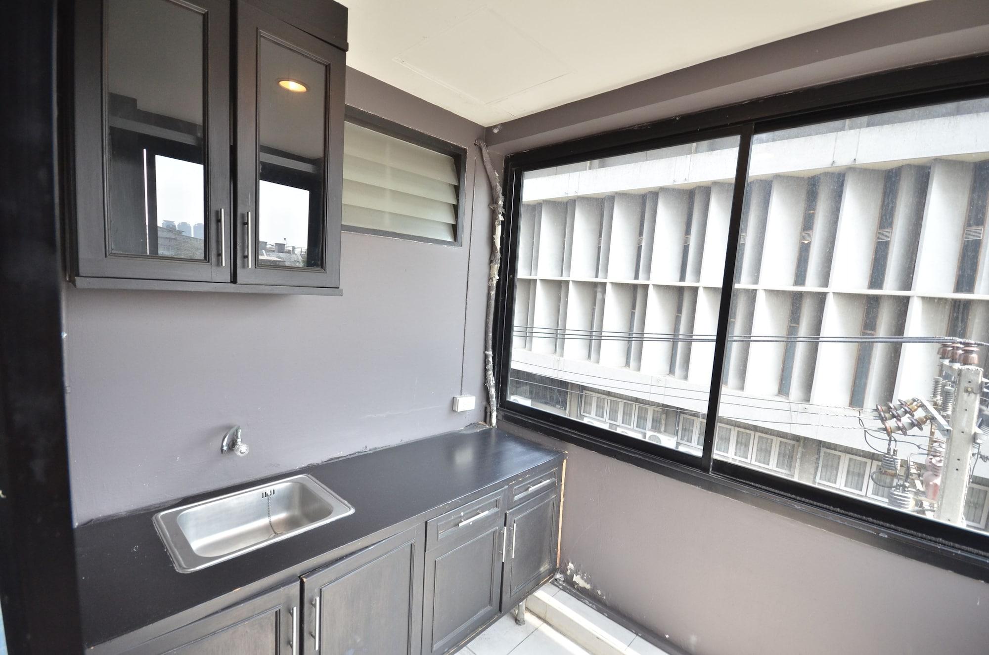 בנגקוק The Heritage Sathorn Suite Hotel מראה חיצוני תמונה