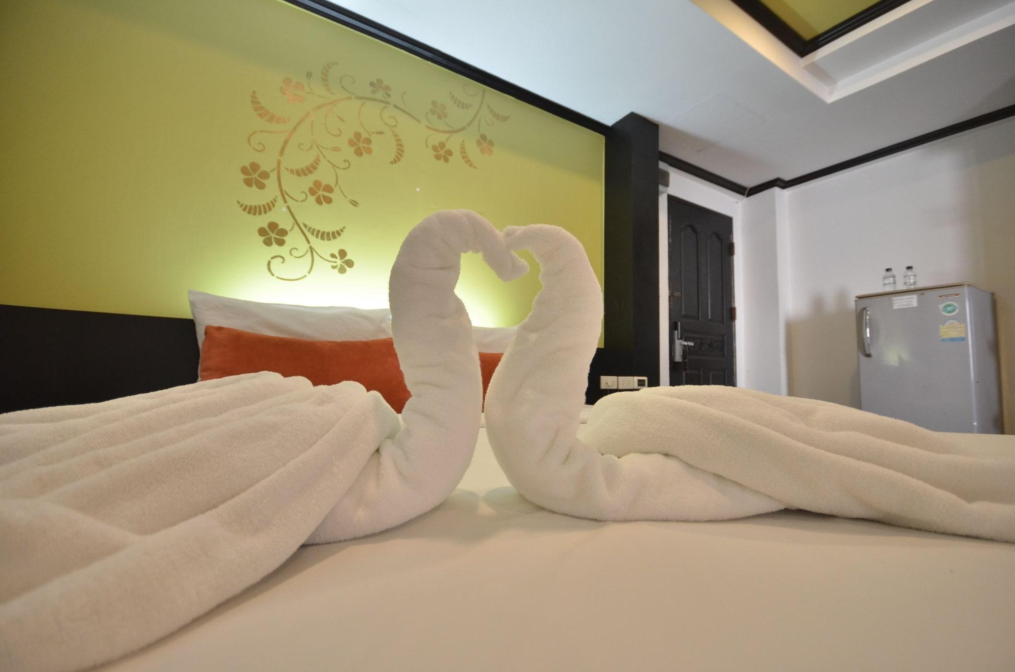 בנגקוק The Heritage Sathorn Suite Hotel מראה חיצוני תמונה