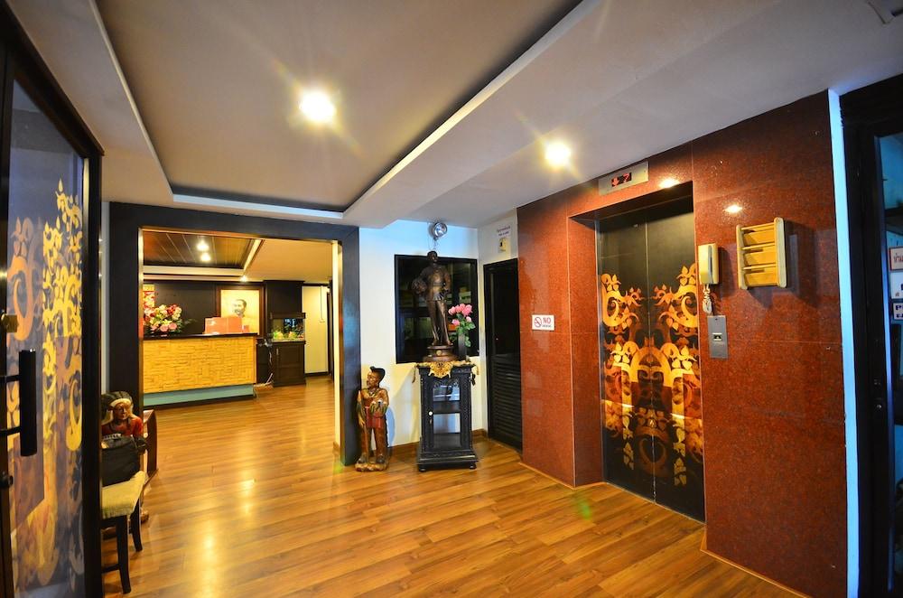 בנגקוק The Heritage Sathorn Suite Hotel מראה חיצוני תמונה