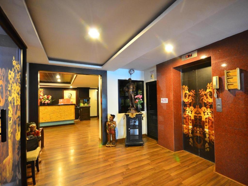 בנגקוק The Heritage Sathorn Suite Hotel מראה חיצוני תמונה