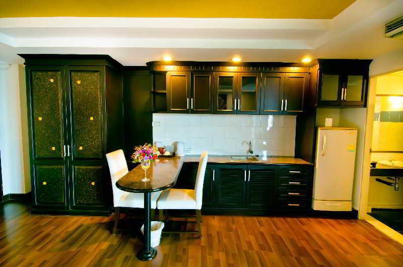 בנגקוק The Heritage Sathorn Suite Hotel מראה חיצוני תמונה